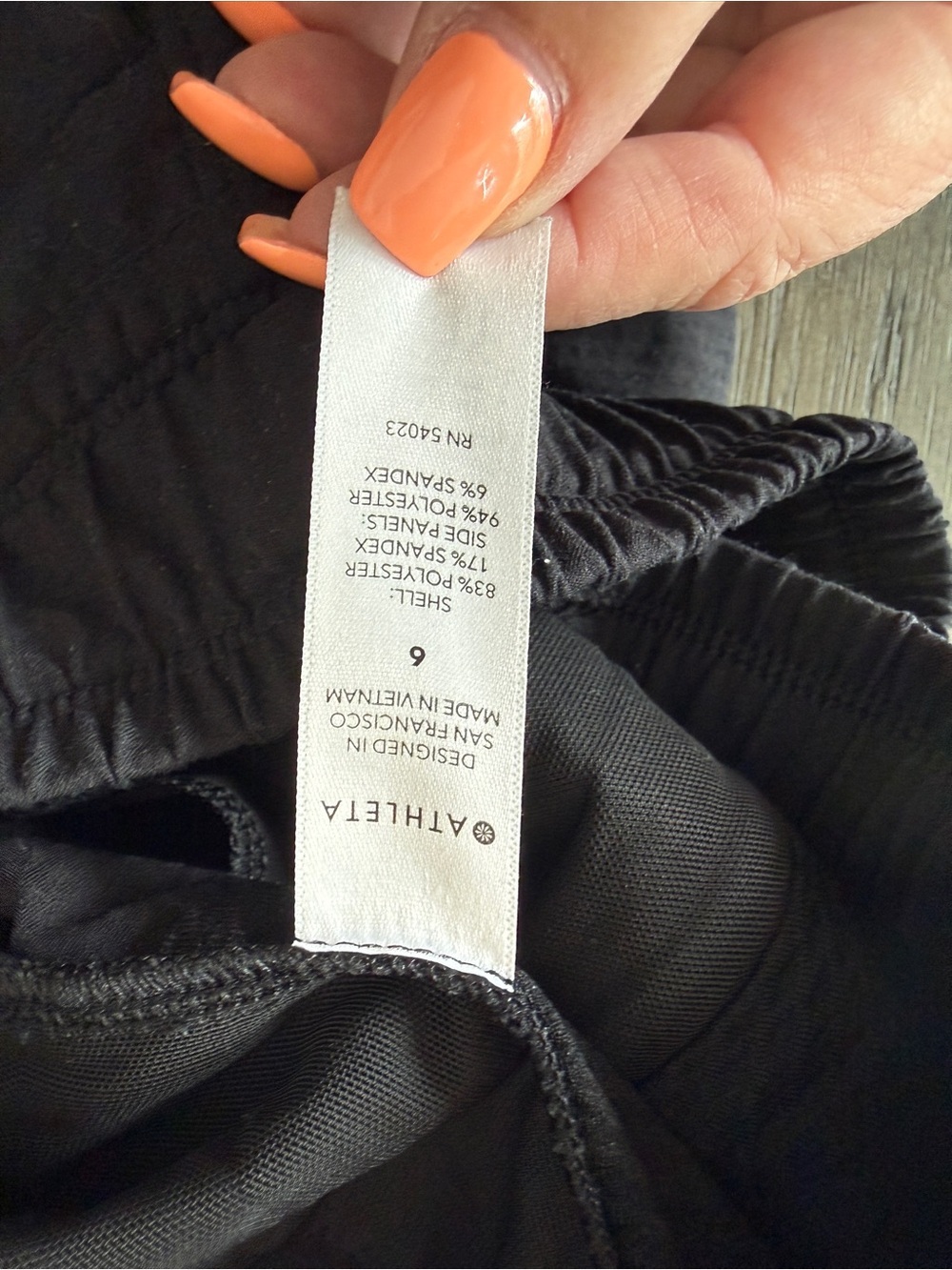 Athleta Quest Jogger Black Size 6 Lightweight Travel Hiking Pants 25410 - Picture 14 of 16